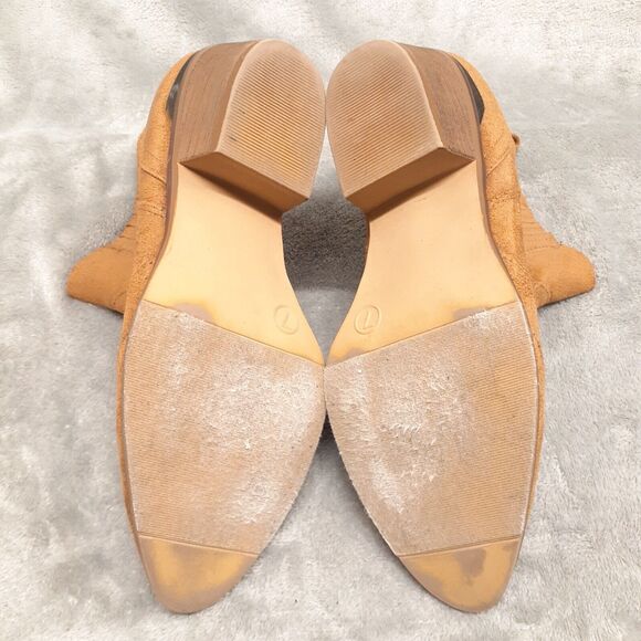 Mossimo Supply Co Boots Womens 7 Western Ankle Bootie Brown Faux Suede Heels - Picture 7 of 9